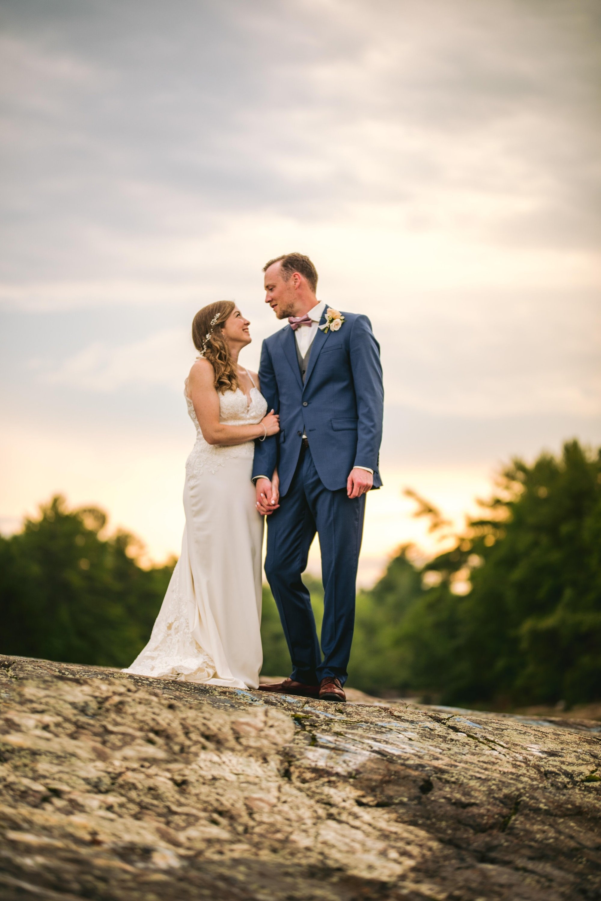 carousel-hero-element image-0